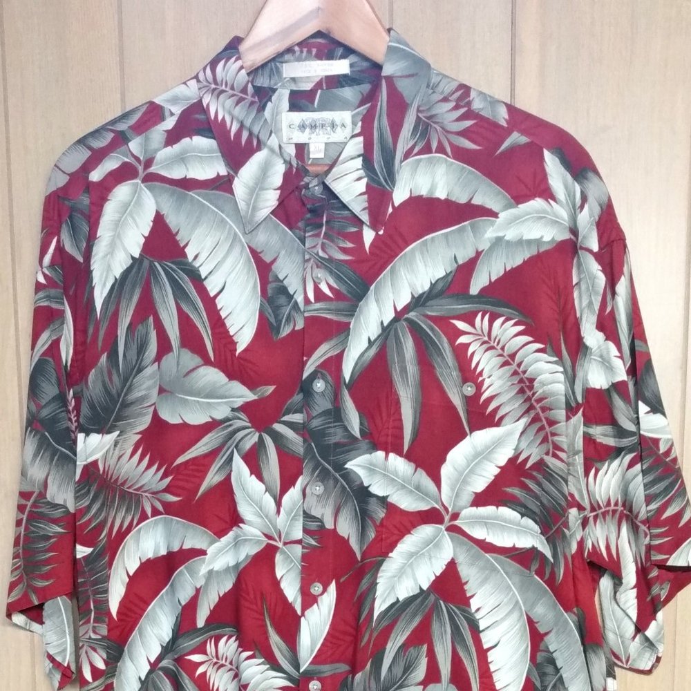 Campia Moda men's XL tropical Hawaiian floral short sleeve, button up shirt.